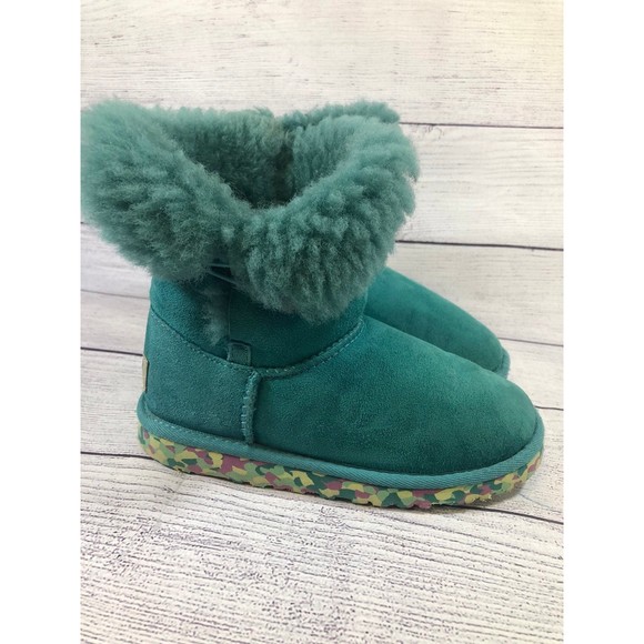 Ugg size 1 bailey button turquoise sheepskin boot